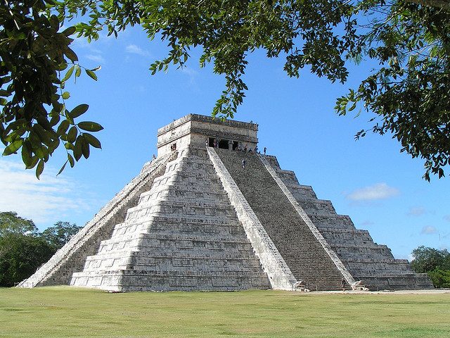 Потрясающие храмы древних майя, от которых по сей день захватывает дух города, город, метров, около, Тикаль, территории, храмов, который, расположенный, имеет, этого, которые, самых, Паленке, Тулум, Ушмаль, Караколь, городом, когдато, самым