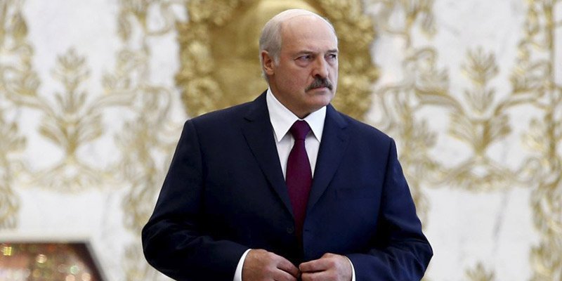 Отрекаясь от прошлого, Лукашенко лишает себя политического будущего новости,события,новости,политика