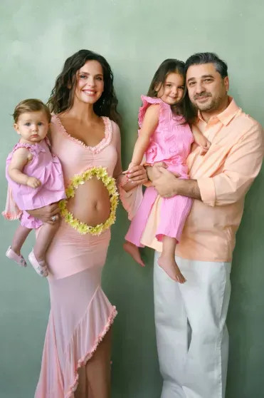 Семья Андреасяна и Моряк снова увеличится: пара ждёт третьего ребёнка