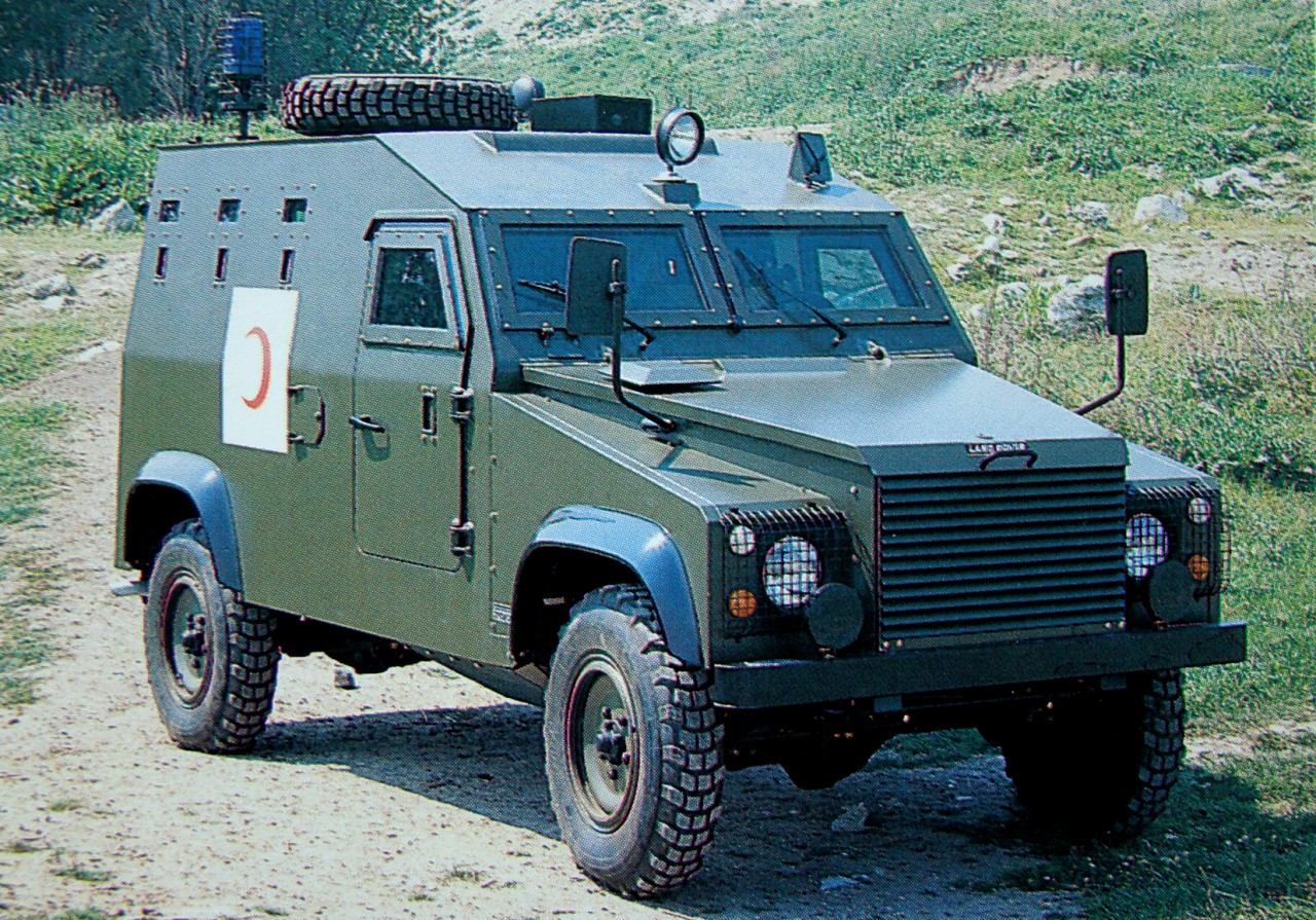 Санитарная бронемашина Otokar APV для доставки четырех раненых