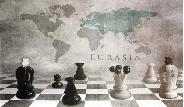 Всемирная «шашечная доска»: игра без правил...
