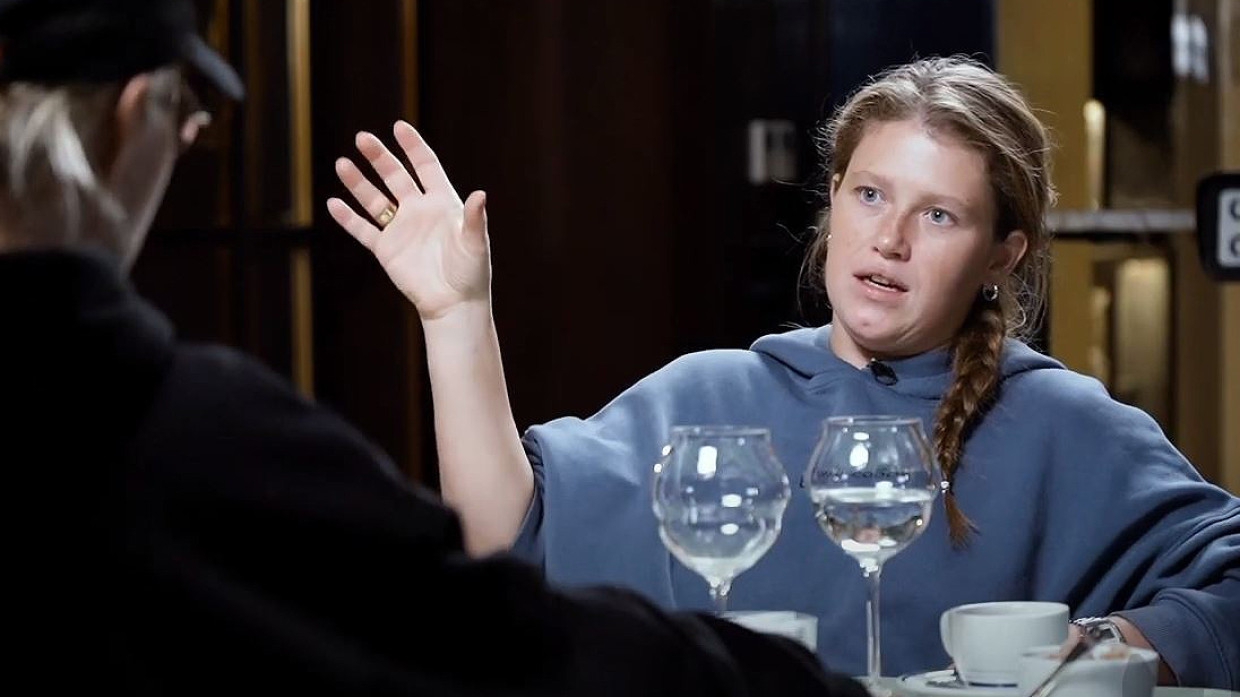 «Мне комфортно быть голой»: Варвара Шмыкова рассказала о роли в новом фильме