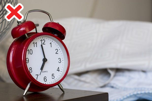Вынести из спальни: 7 вещей, которые нарушают здоровый сон идеи для дома,полезные советы