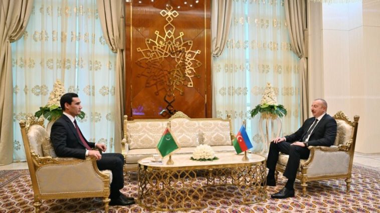 Главы Туркменистана и Азербайджана обсудили освоение месторождения на Каспии