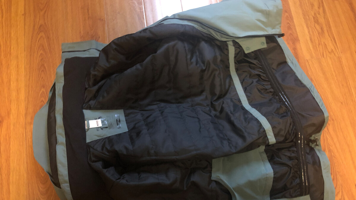 Вышло очень демократично. 