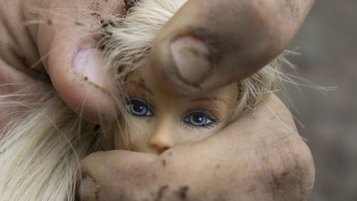 Психолог Наумова рассказала, как научить ребенка с осторожностью относиться к незнакомцам