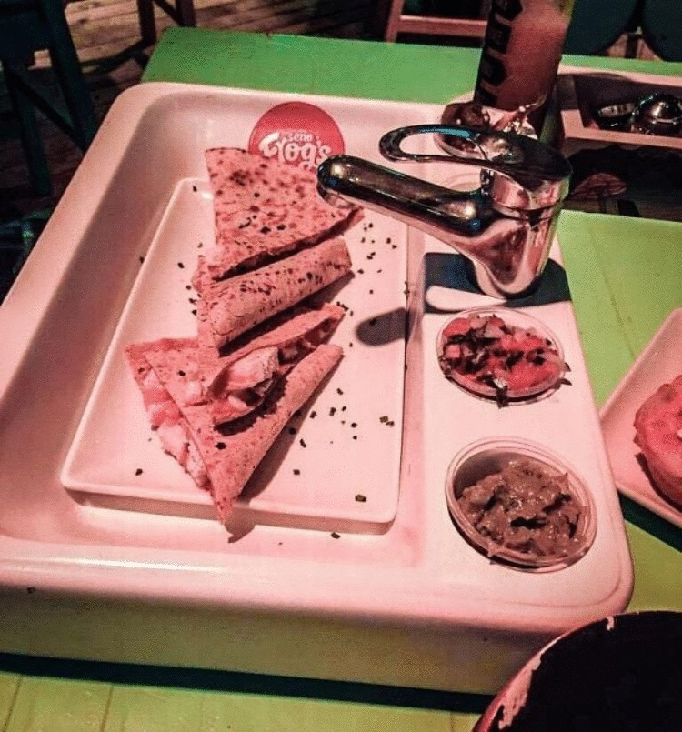 28 фотографий необычной подачи блюд, которая впечатлила посетителей больше, чем сама еда 