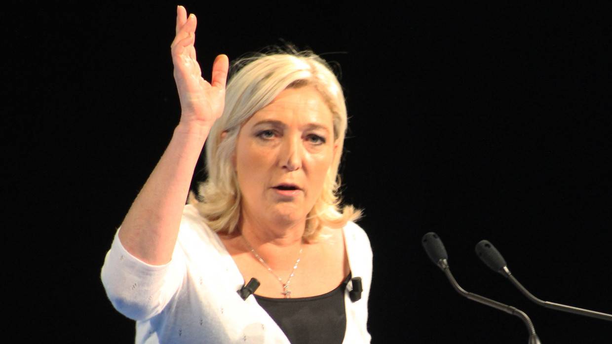 Ле Пен призвала взять за основу Минские соглашения для решения украинского кризиса