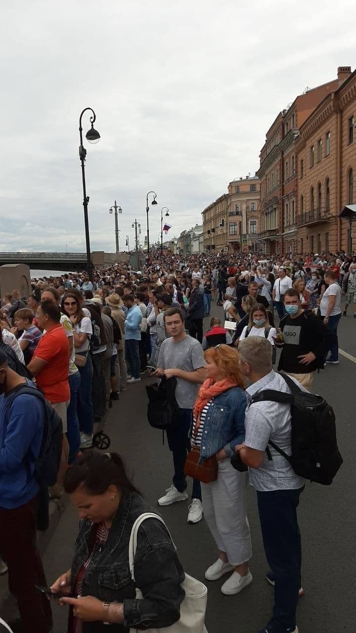 «Болото» против Главного военно-морского парада россия