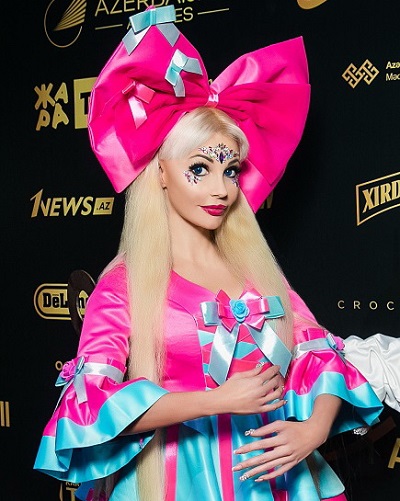 Русская Барби в звездном дефиле на «Жаре 2019»