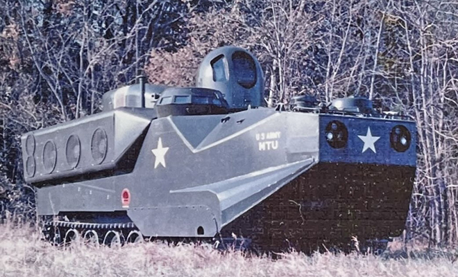 В 1972 году на войну во Вьетнаме тайно доставили лазерный танк и захотели испытать в бою
