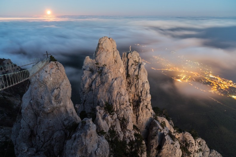 Гора Ай-Петри - знаменитая вершина крымских гор и мост в небо ай-петри, гора, история, крым, природа