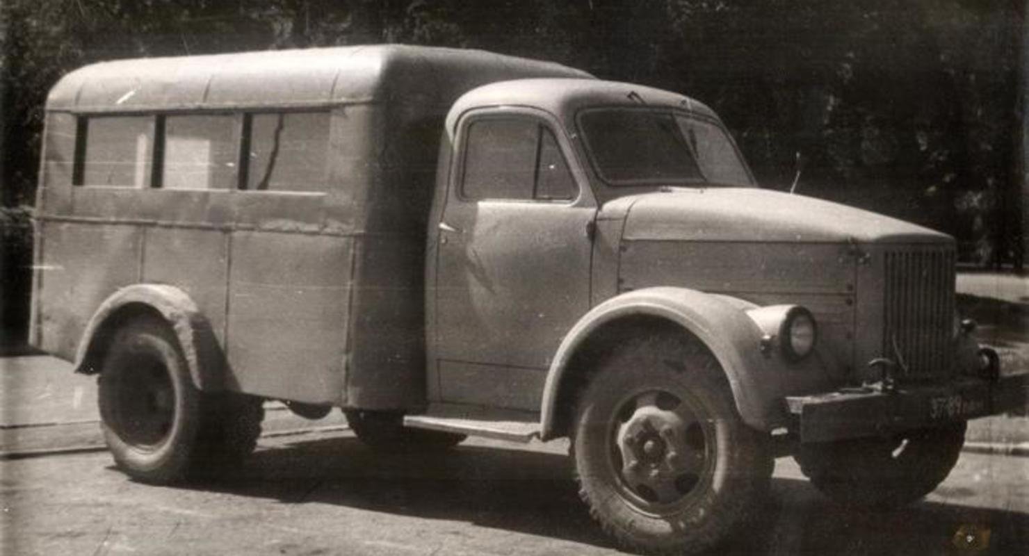 Советские мобильные лаборатории: чтоб трактористам и комбайнерам работалось хорошо