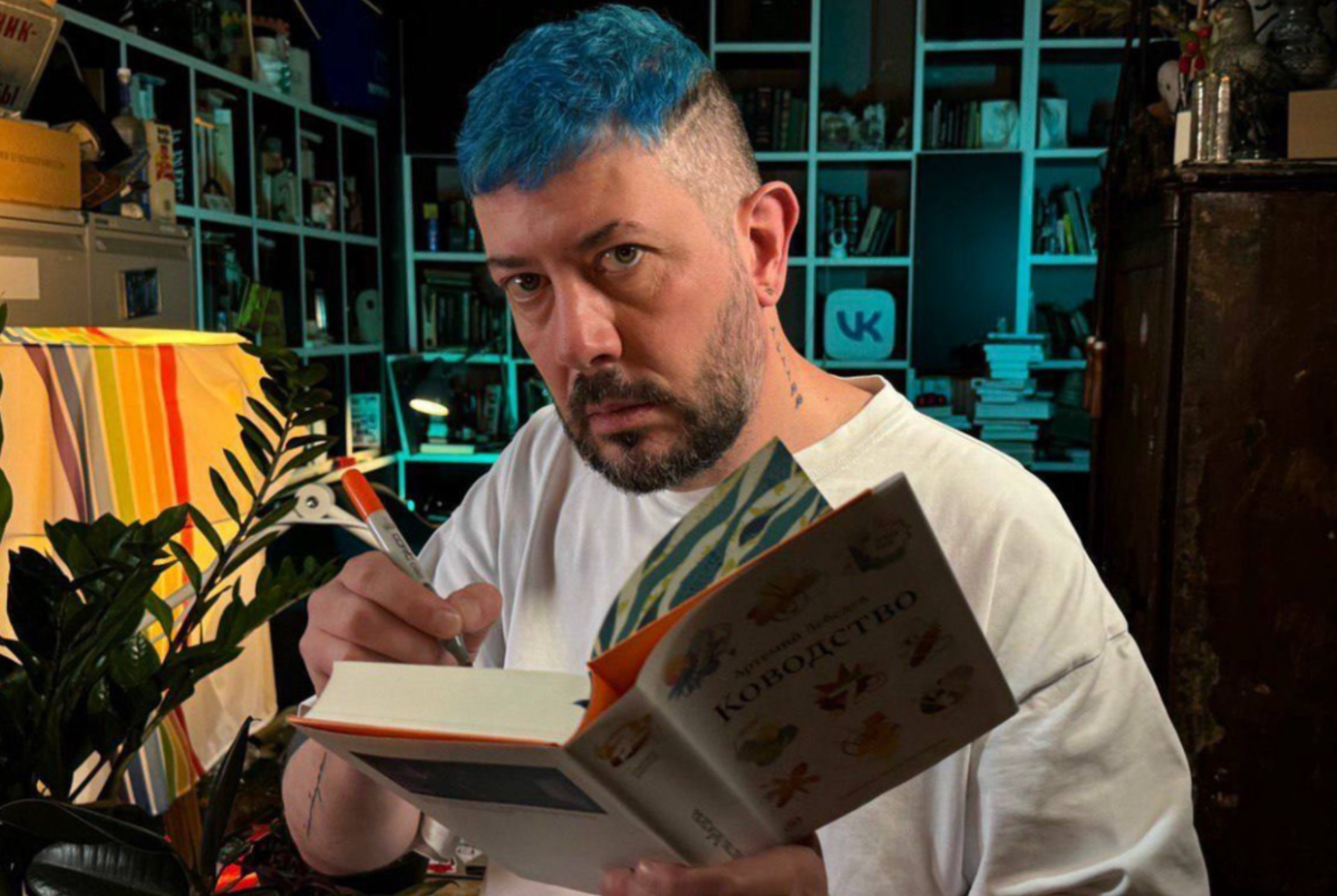 11 детей от разных жен, ненавидит женщин и оскорбил Олесю Иванченко: почему Артемий Лебедев — большой ред флаг? Артемий, Лебедев, только, дизайнер, одном, своих, жизни, женщинам, детей, женщин, интервью, заявлял, Лебедев —, также, говорил, менее, любит, насилуют, между, личной