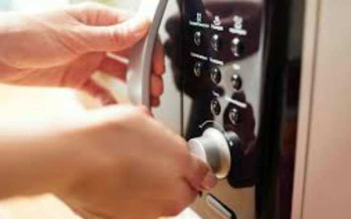 9 скрытых возможностей микроволновки для тех, кто не хочет ограничиваться бутербродами бытовая техника,советы