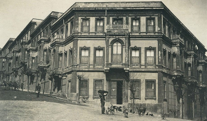 Черкесская школа в Стамбуле