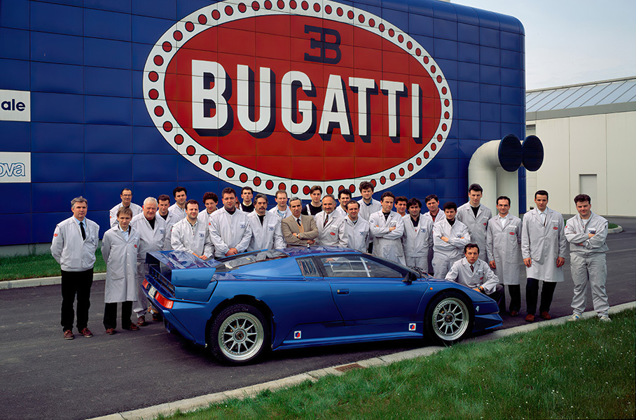 Крестный отец: великому Bugatti EB110 исполнилось 30 лет Читальный зал