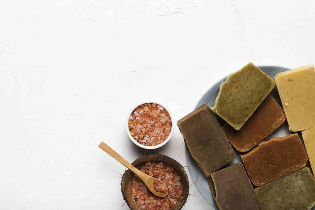 Секретное оружие из бабушкиного сундука: что умеет дегтярное мыло