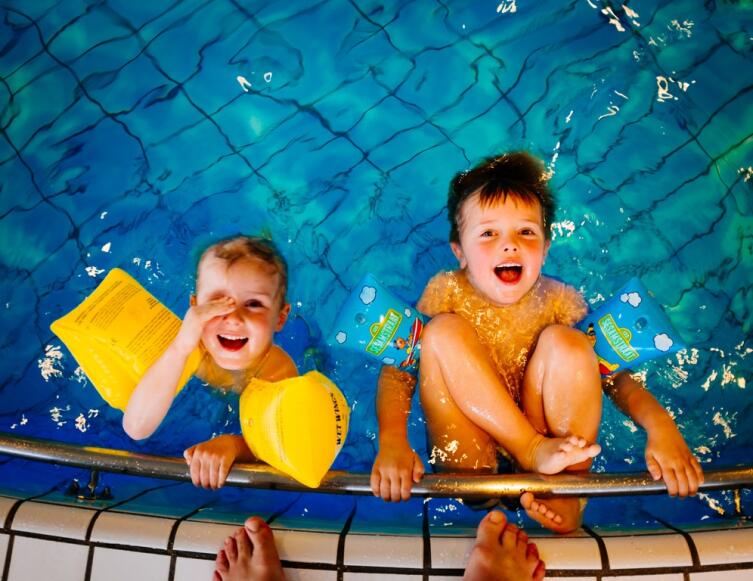 Где купаться безопаснее — в бассейне или в природном водоеме? Здоровье и красота,купание,летний отдых,правила безопасности