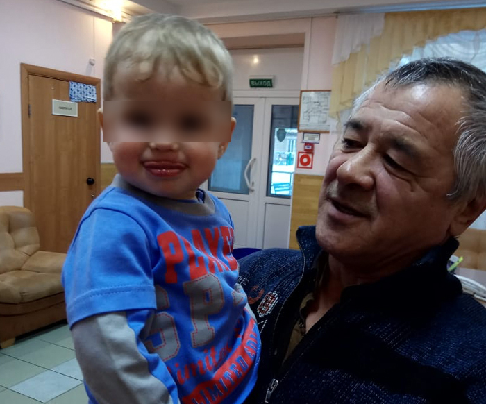 Хотели отдать в детсад, а отправили в детдом: Бабушка отвоевала у опеки пятерых внуков Хотели отдать в детсад, а отправили в детдом: Бабушка отвоевала у опеки пятерых внуков Татьяна, Татьяны, детей, бабушка, Косточкина, опеки, когда, время, ребёнка, очень, Сергей, рассказал, бабушке, органы, постоянно, ребят, увезли, только, старших, спустя