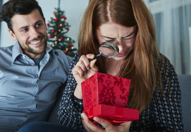 Какие подарки ждет от тебя девушка на разные праздники 