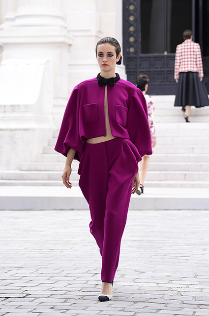 Неделя высокой моды в Париже: Кароль Буке, София Коппола и Маргарет Куэлли в образе невесты на показе Chanel Новости моды