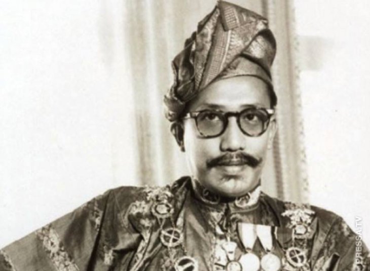 Как живет султан Брунея: пятьсот автомобилей Rolls-Royces, стрижка за 20 000 долларов... 