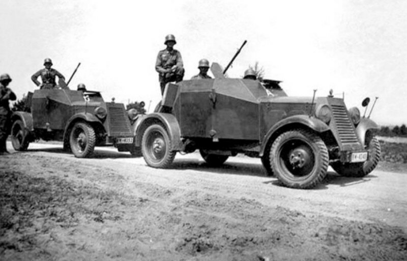 Maschinengewehrkraftwagen Sd.Kfz.13 «Adler» 