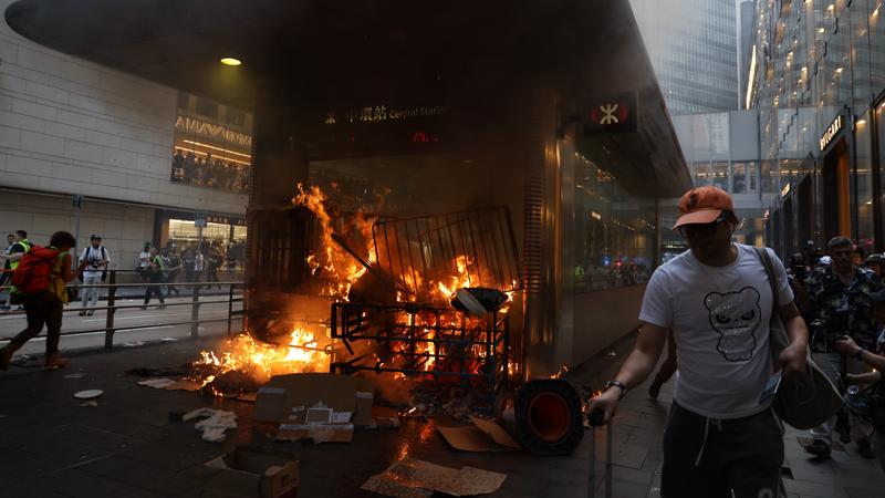 Гонконг: красивые ларьки и как протестующие изгадили город 