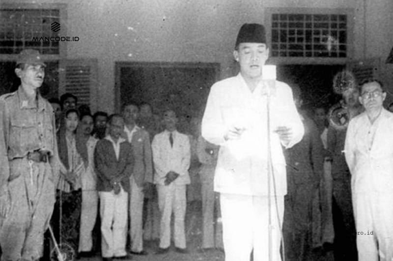 Преддверие независимости Индонезии: путч местного масштаба история