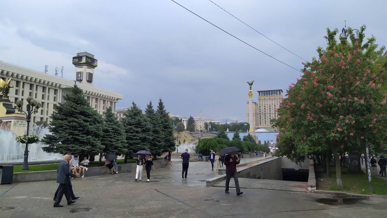 Эфир Reuters о «вторжении России» из Киева прервал дрон с рекламой