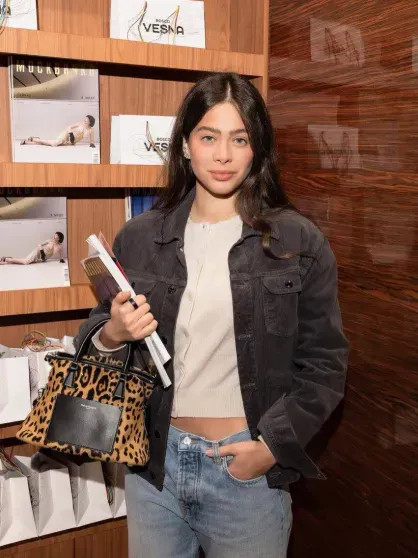 Анка Ахалая