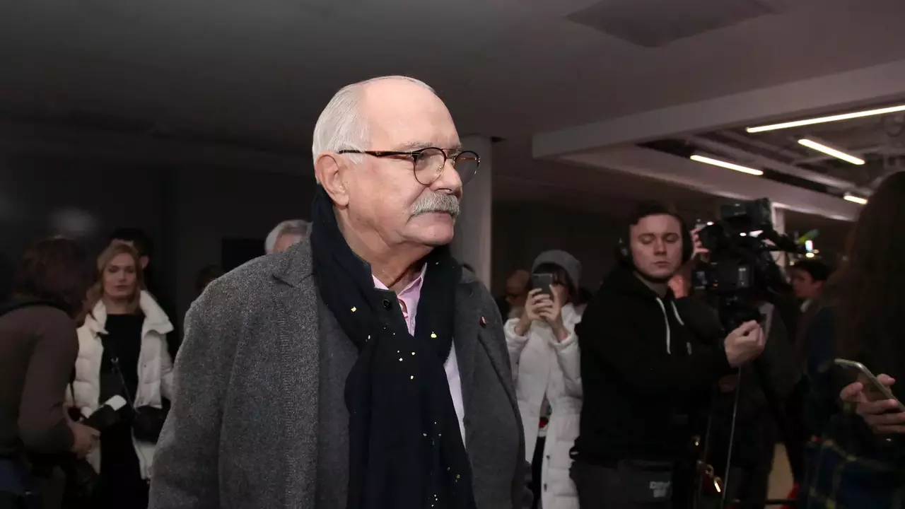 Никита Михалков ответил Собчак, обвинившей его в «доносе» президенту о «голой» вечеринке