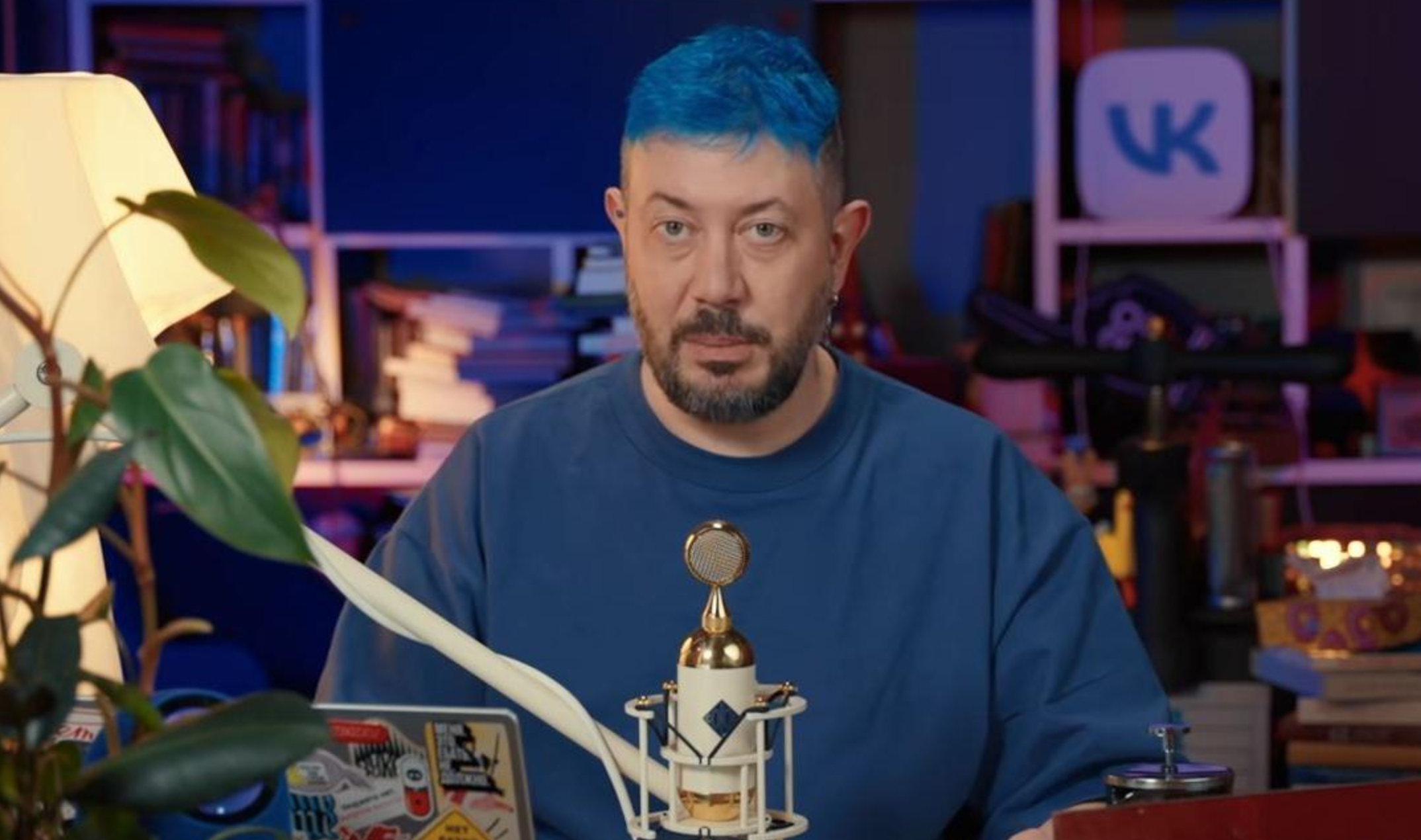 11 детей от разных жен, ненавидит женщин и оскорбил Олесю Иванченко: почему Артемий Лебедев — большой ред флаг? Артемий, Лебедев, только, дизайнер, одном, своих, жизни, женщинам, детей, женщин, интервью, заявлял, Лебедев —, также, говорил, менее, любит, насилуют, между, личной