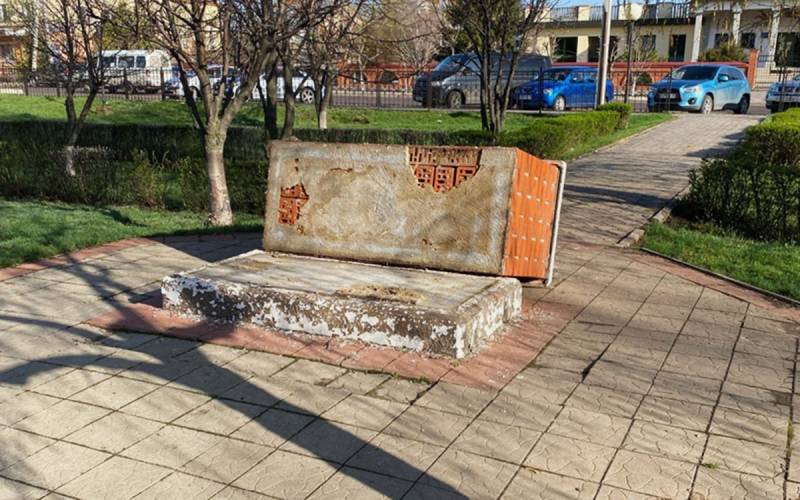 Памятник фашистам в Россоши все-таки денацифицировали россия