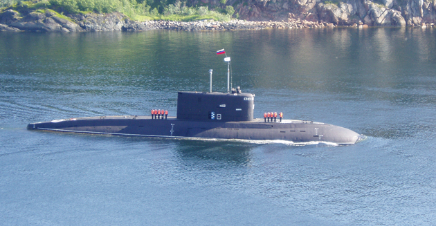 Китайская подводная лодка изнутри Китайская подводная лодка изнутри пространство