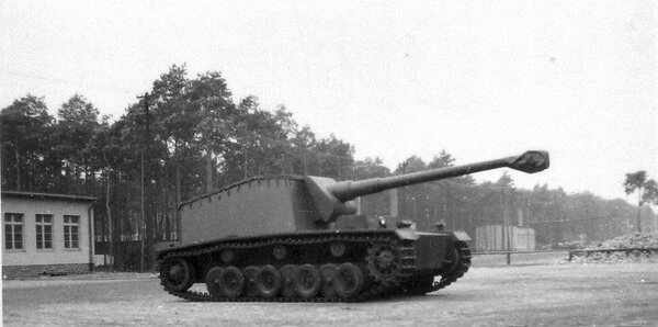     :  Sturer Emil