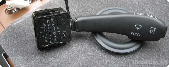 Замена  переключателей дворников, дальнего света и поворотов на Lada Kalina