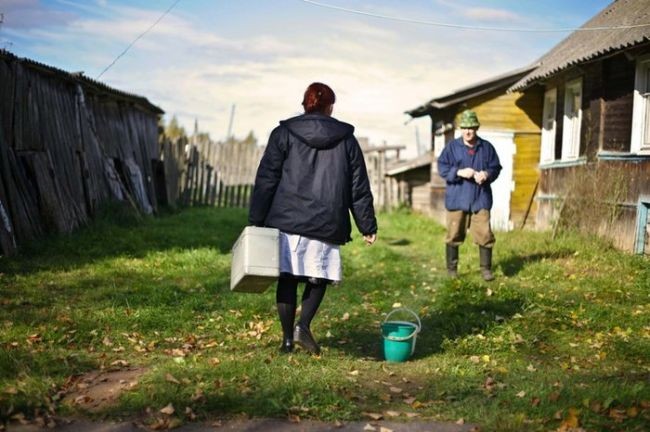 История о том, как поселковый фельдшер спасла отряд ОМОНа, попавший в автокатастрофу