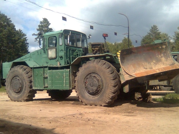 Инженерный колесный трактор МАЗ-538. | Фото: truck-auto.info.