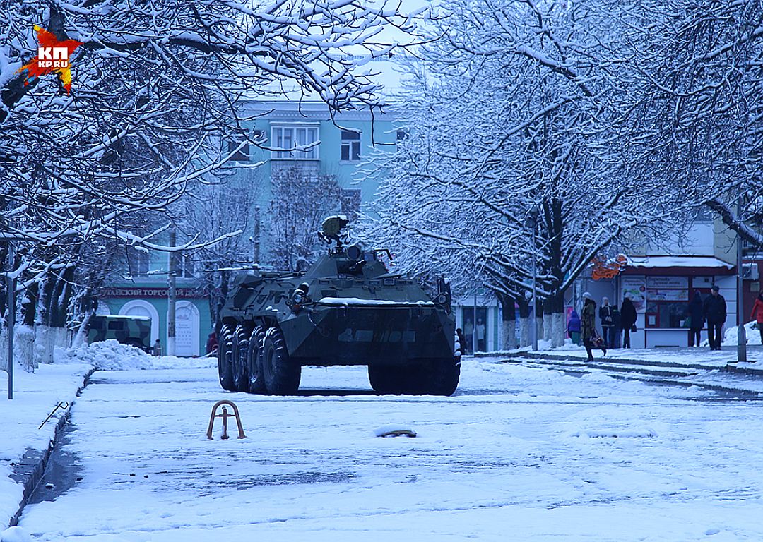 Фото военный луганск