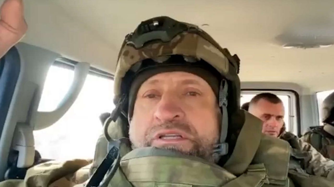 Военкор Сладков: засыпанный «Лепестками» Донецк вылечит людей от жалости к ВСУ Армия,Украина