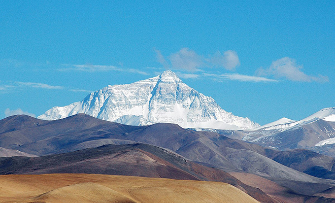 Человек провел ночь на вершине Эвереста: история Линкольна Холла Культура