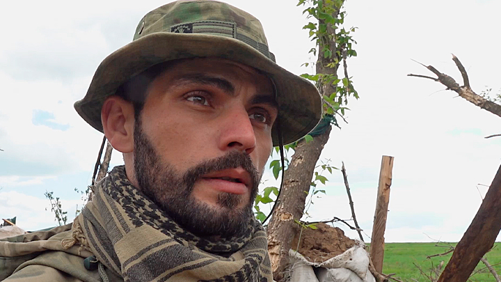 ДЕЛО ЧЕСТИ. ЛЕГЕНДАРНЫЙ БАТАЛЬОН "ПЯТНАШКА" 26 ДНЕЙ ВЫНОСИЛ СВОИХ С ПОЛЯ БОЯ украина