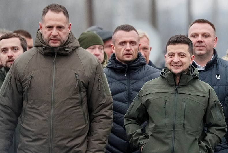 Кадровый шторм в Киеве: Уцелеют ли главные столпы Зе-режима украина