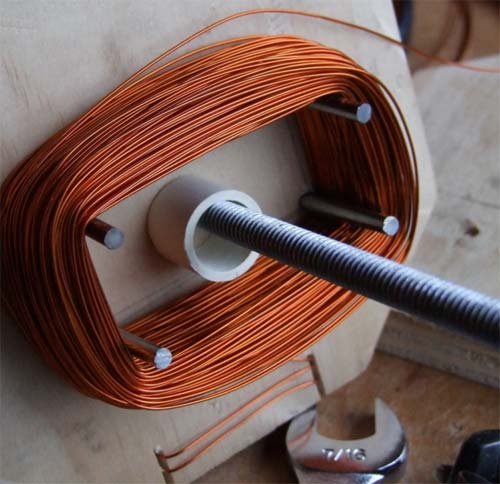 Вертикальный ветрогенератор своими руками Вертикальный ветрогенератор своими руками самоделкин