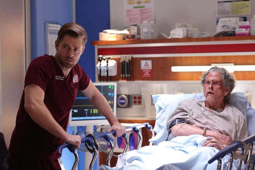 Prisoner With Dementia - Chicago Med Season 9 Episode 13