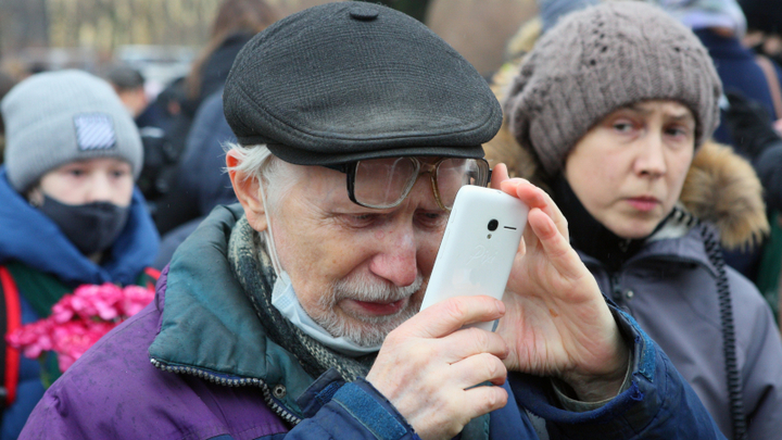 Инфляция "сожрала" повышения пенсий. Полный провал "реформы": Даже обещанную тысячу не обеспечили