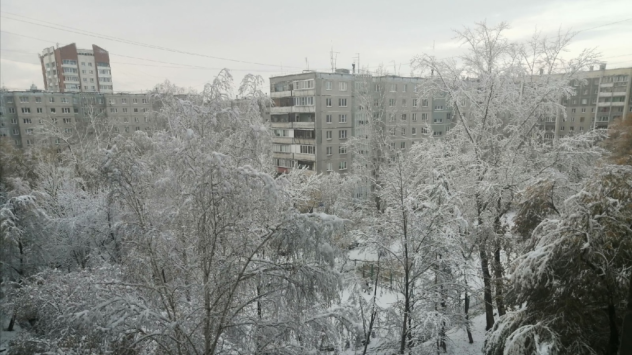 Погода челяб сегодня. Погода в Челябинске фото сегодня. Фото много снега в Челябинске. Снег в Челябинске.