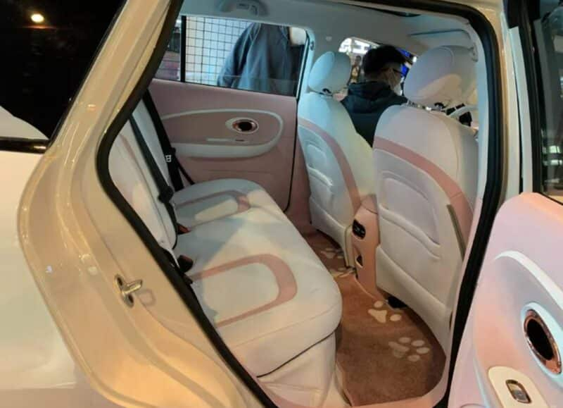 JAC выпустила новый электромобиль с трансмиссией 9-в-1 под новым брендом Yiwei